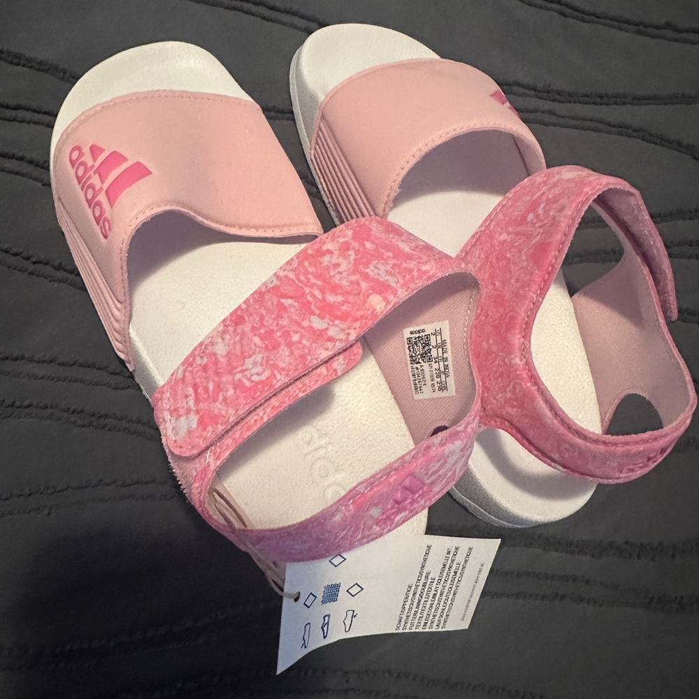 Adilette Sandal Slides for Girls. Brand new with tags. Non smoking home.